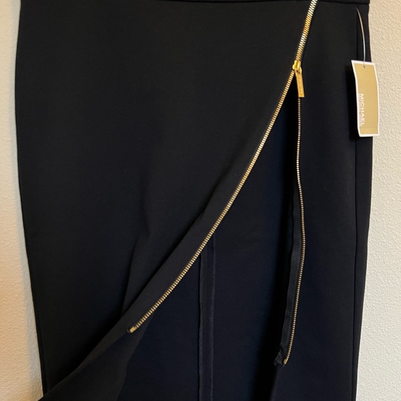 NWT Michael Kors Black Pencil Skirt with Asymmetrical  Zipper - Size 6 - Picture 3 of 11
